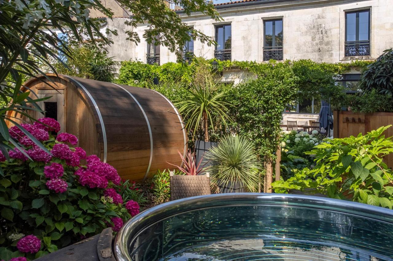 Escale Rochelaise, Gite Urbain Avec Spa Bain Nordique Et Sauna Tonneau La Rochelle  Dış mekan fotoğraf